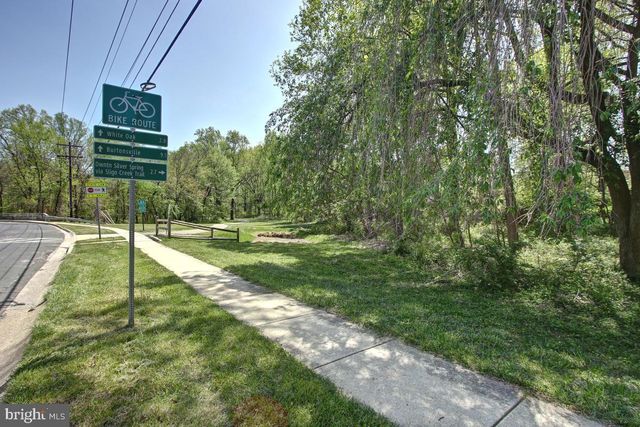 2207 LEESBOROUGH DR, Silver Spring, MD 20902