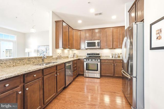 2207 LEESBOROUGH DR, Silver Spring, MD 20902