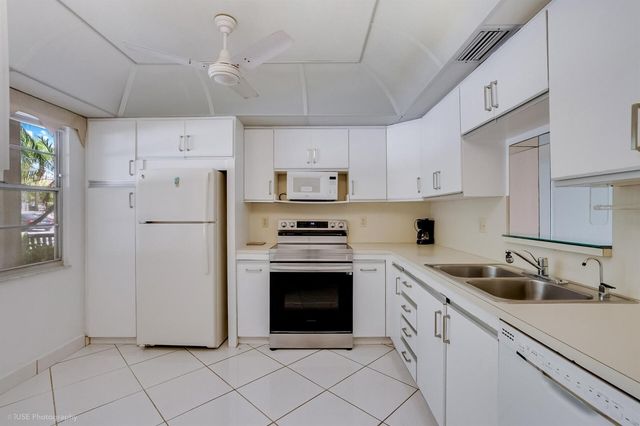 2305 Lucaya Lane G1, Coconut Creek, FL 33066