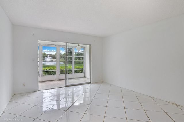 2305 Lucaya Lane G1, Coconut Creek, FL 33066