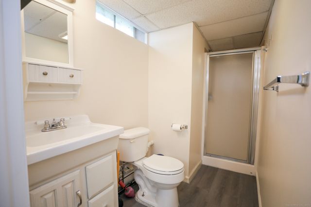 12 London Road, Windsor, CT 06095