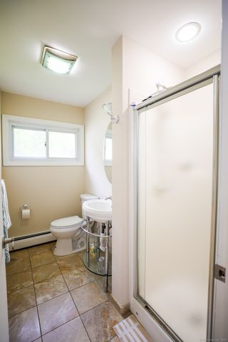 12 London Road, Windsor, CT 06095