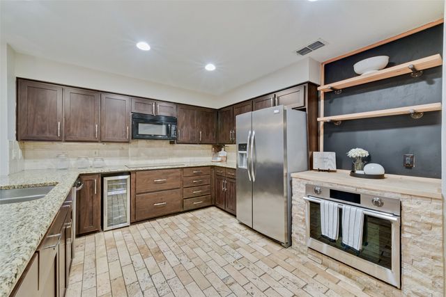 2001 Meadowview Drive, Keller, TX 76262