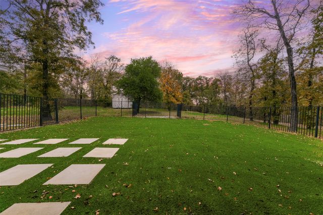 2001 Meadowview Drive, Keller, TX 76262