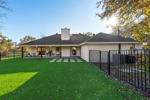 2001 Meadowview Drive, Keller, TX 76262