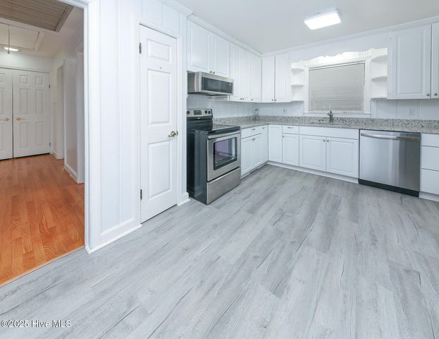 202 Winfall Boulevard, Hertford, NC 27944