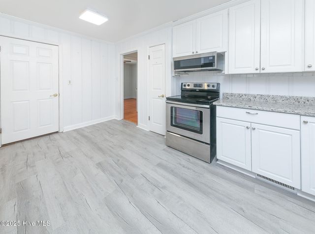 202 Winfall Boulevard, Hertford, NC 27944