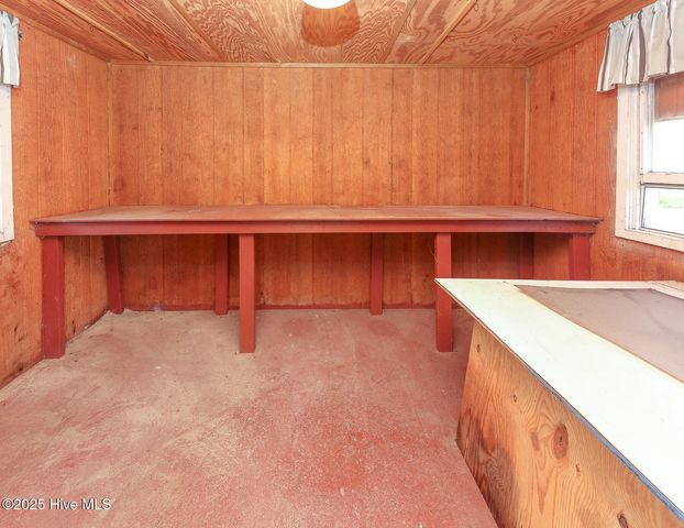 202 Winfall Boulevard, Hertford, NC 27944