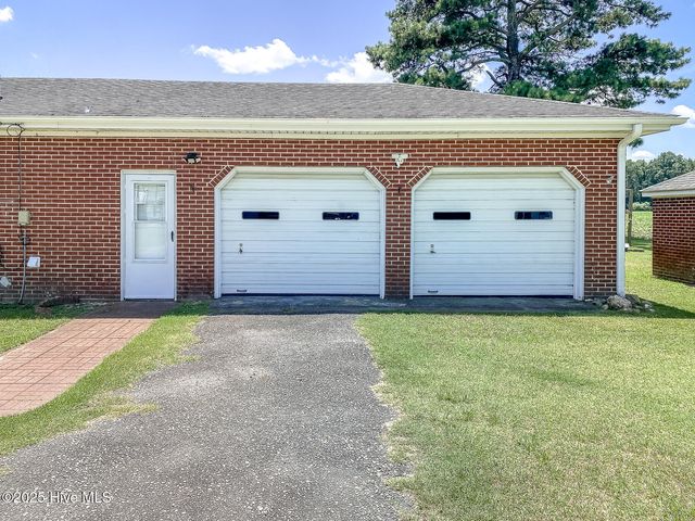 202 Winfall Boulevard, Hertford, NC 27944