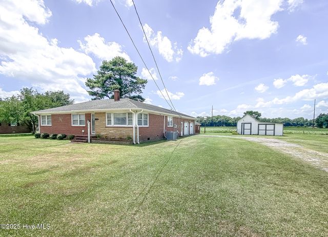 202 Winfall Boulevard, Hertford, NC 27944