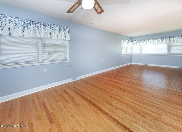 202 Winfall Boulevard, Hertford, NC 27944