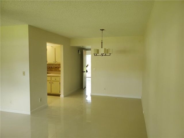 251 SW 134th Way 109m, Pembroke Pines, FL 33027