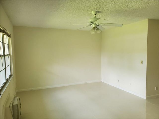 251 SW 134th Way 109m, Pembroke Pines, FL 33027