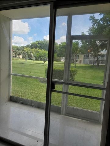 251 SW 134th Way 109m, Pembroke Pines, FL 33027