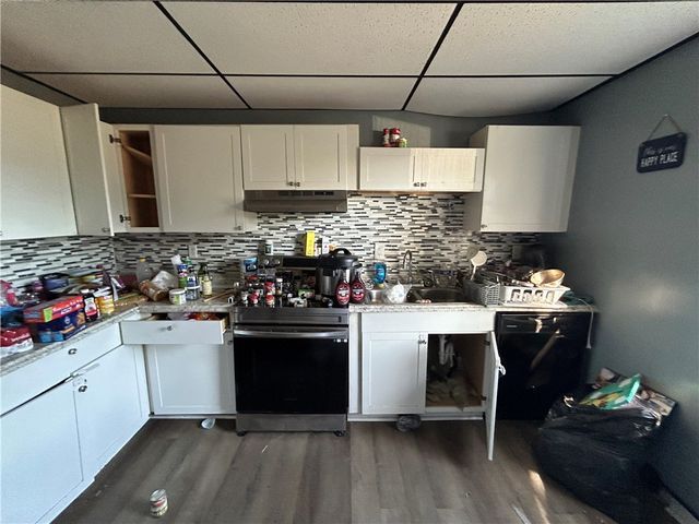 828 Crest Ave, Charleroi Boro, PA 15022