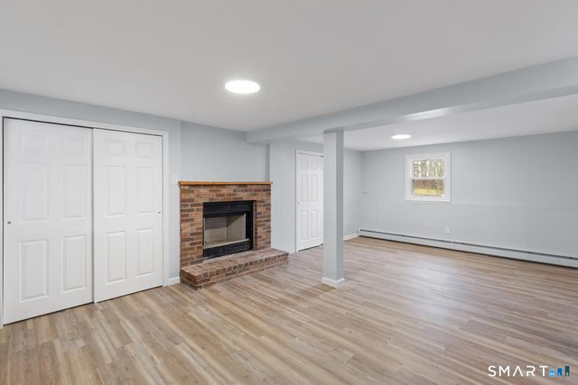 33 Deer Ridge Road, Stonington, CT 06378