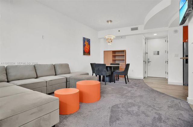 1395 Brickell Ave 3311, Miami, FL 33131