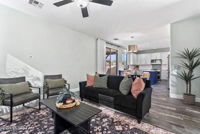 528 W Camino Parrilla, Sahuarita, AZ 85629