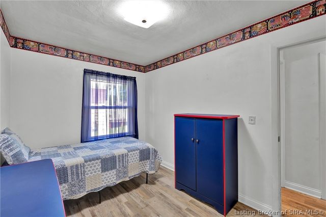 2595 E Robin Road, New Albany, IN 47150