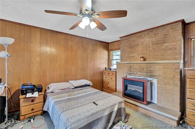 2595 E Robin Road, New Albany, IN 47150