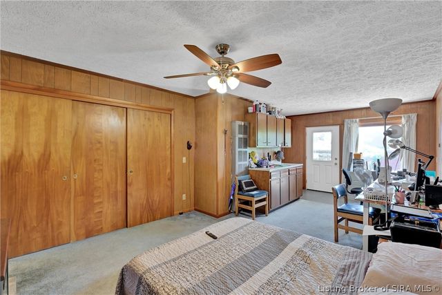 2595 E Robin Road, New Albany, IN 47150