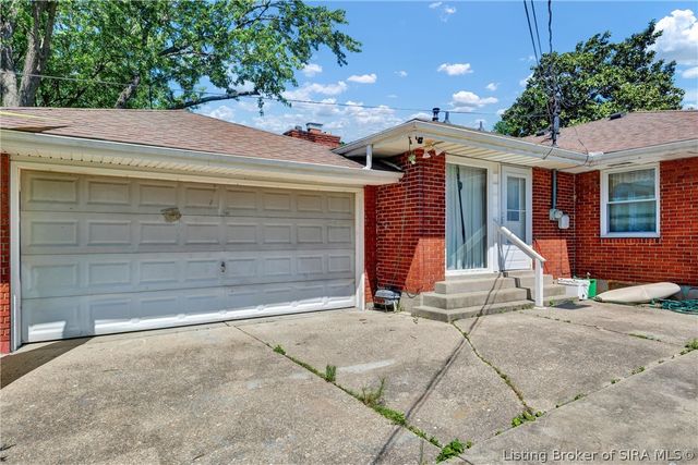 2595 E Robin Road, New Albany, IN 47150