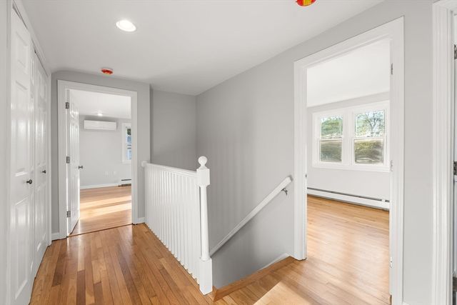 24 Bloomfield St, Quincy, MA 02171