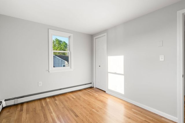 24 Bloomfield St, Quincy, MA 02171