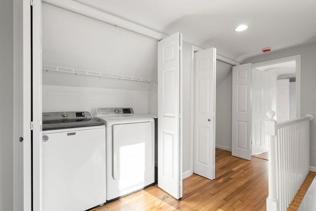 24 Bloomfield St, Quincy, MA 02171