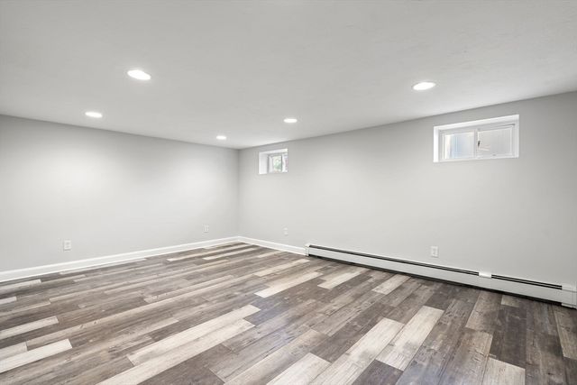24 Bloomfield St, Quincy, MA 02171