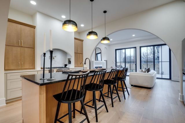 736 Douglas Avenue, Nashville, TN 37207