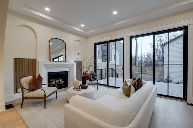 736 Douglas Avenue, Nashville, TN 37207