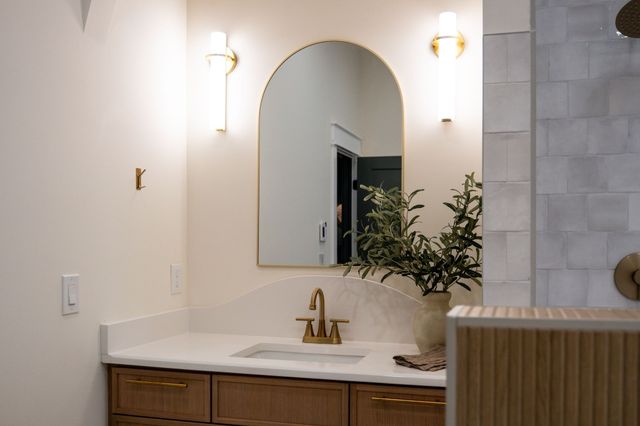 736 Douglas Avenue, Nashville, TN 37207