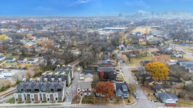 736 Douglas Avenue, Nashville, TN 37207