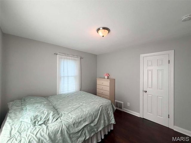 2128 Norside Drive, Alton, IL 62002