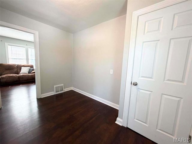 2128 Norside Drive, Alton, IL 62002