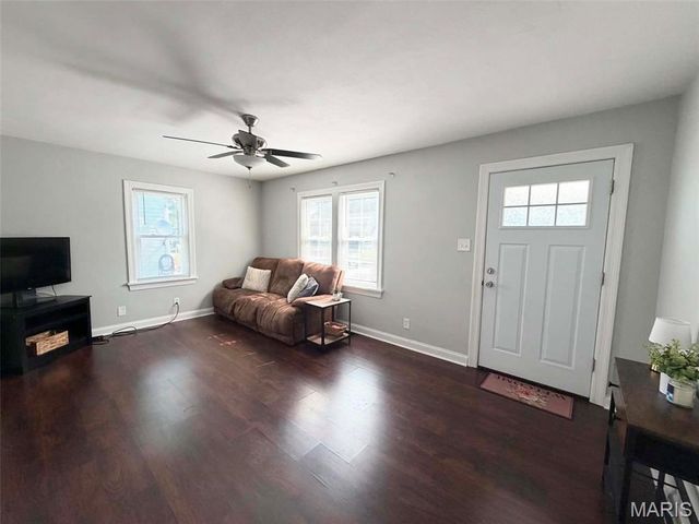 2128 Norside Drive, Alton, IL 62002