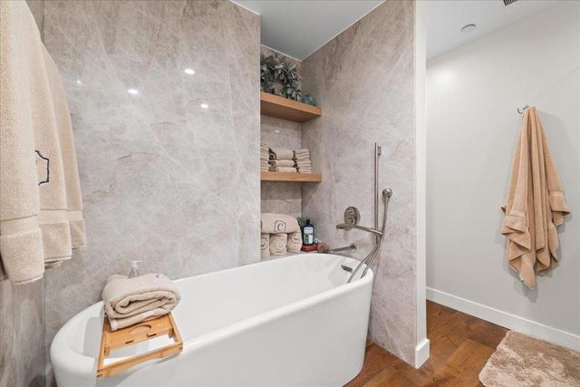 20 W 3rd Avenue 202, San Mateo, CA 94402