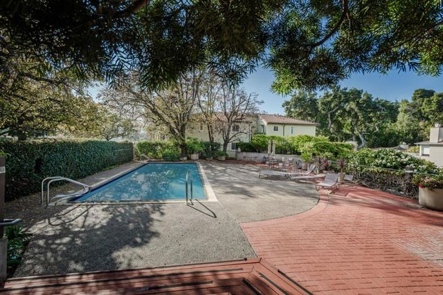 20 W 3rd Avenue 202, San Mateo, CA 94402