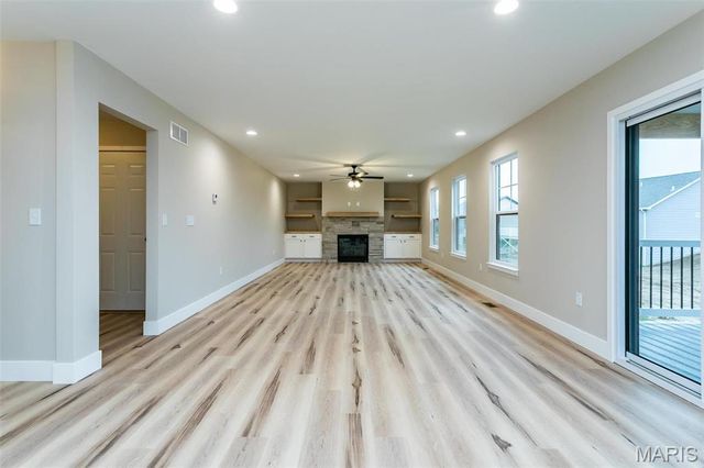 2745 Bristol Way, Glen Carbon, IL 62034