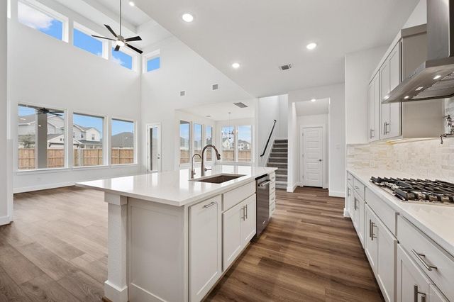 129 Sanco DR, Liberty Hill, TX 78642