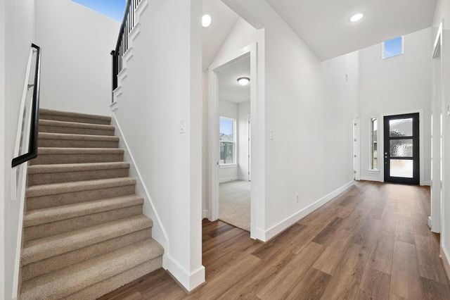 129 Sanco DR, Liberty Hill, TX 78642