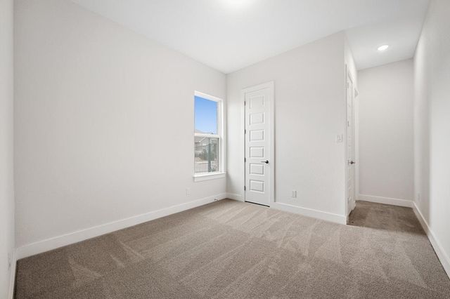 129 Sanco DR, Liberty Hill, TX 78642