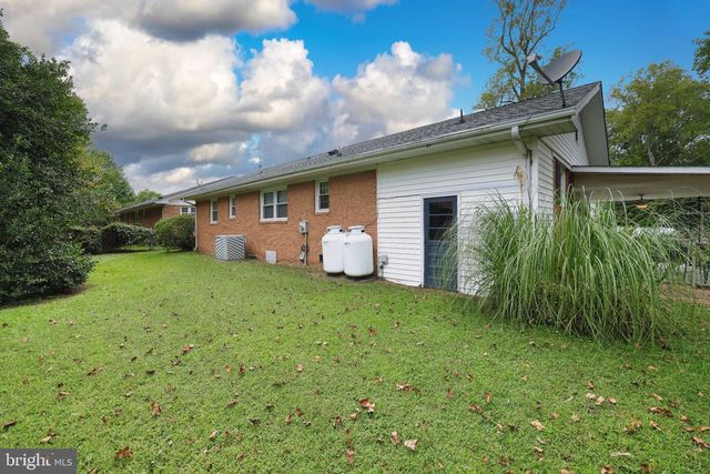 118 12TH ST, Colonial Beach, VA 22443