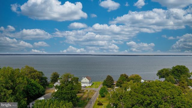118 12TH ST, Colonial Beach, VA 22443