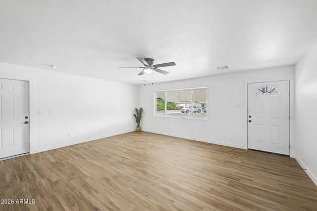 3210 N 49TH Avenue, Phoenix, AZ 85031