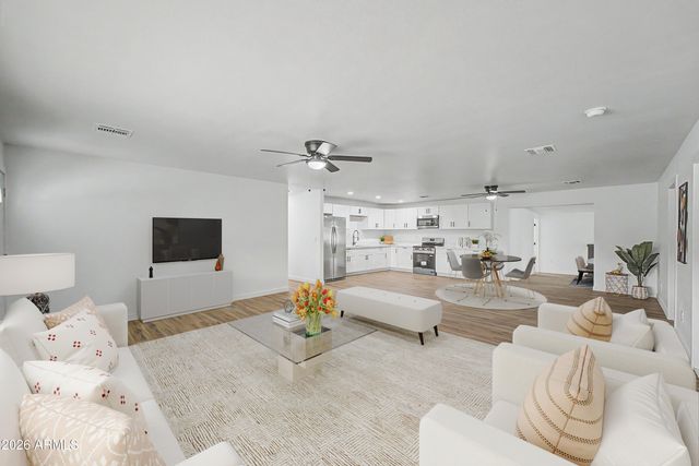 3210 N 49TH Avenue, Phoenix, AZ 85031