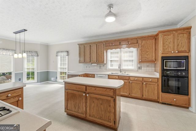310 Melanie Way, Lawrenceville, GA 30044