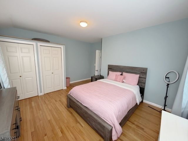 40 Stuyvesant Rd, Teaneck Twp., NJ 07666