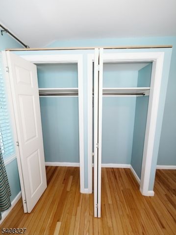 40 Stuyvesant Rd, Teaneck Twp., NJ 07666